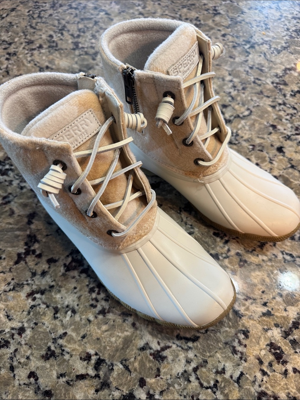 Women’s winter boots